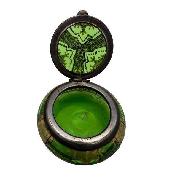 Vintage Green Bohemian Glass Enamel Hinged Patch Trinket Box Moser Style - Picture 5 of 7